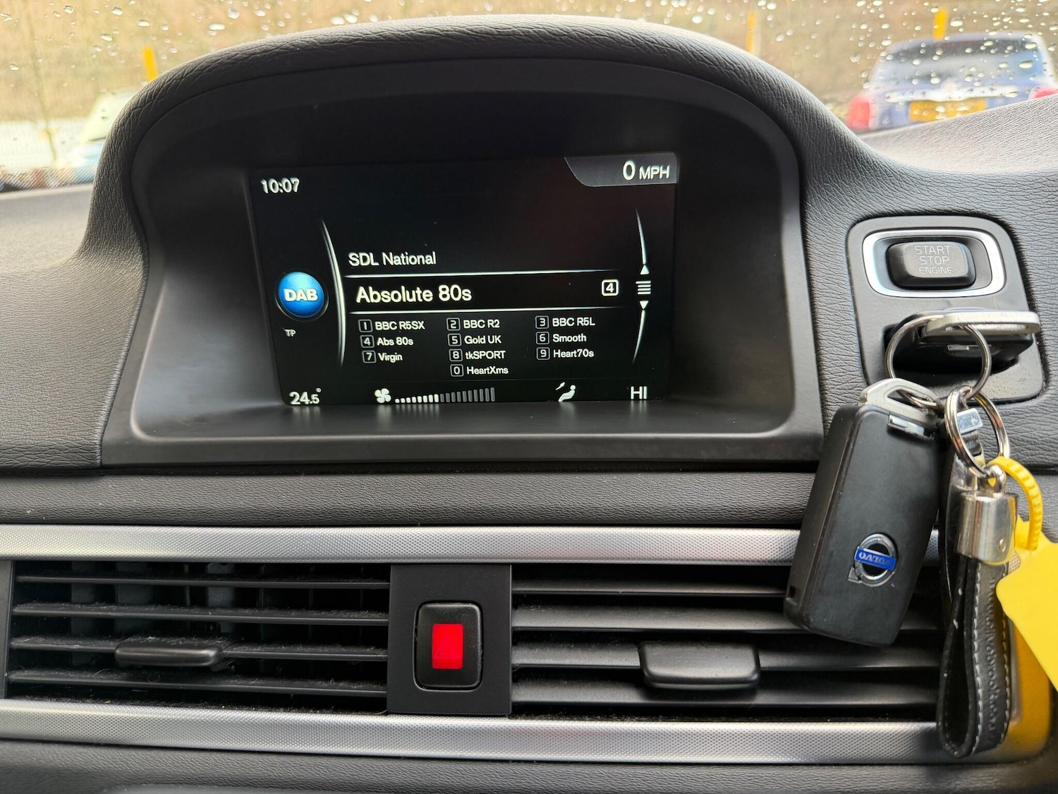 Used Volvo V70 2015 for sale - 76606904: Photo 15