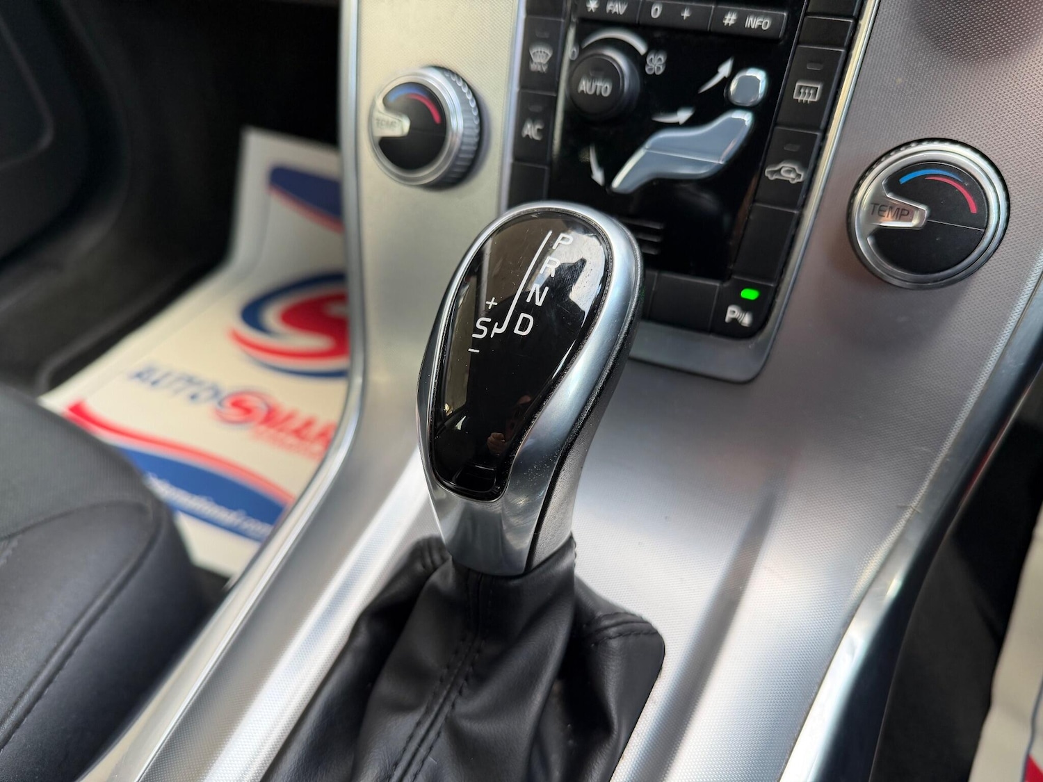 Used Volvo V70 2015 for sale - 76606904: Photo 19