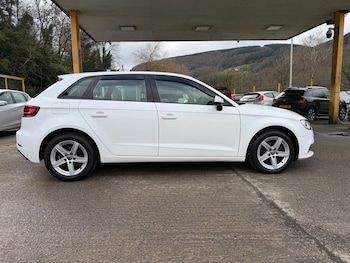 Used Audi A3 2019 for sale - 77641010: Photo
