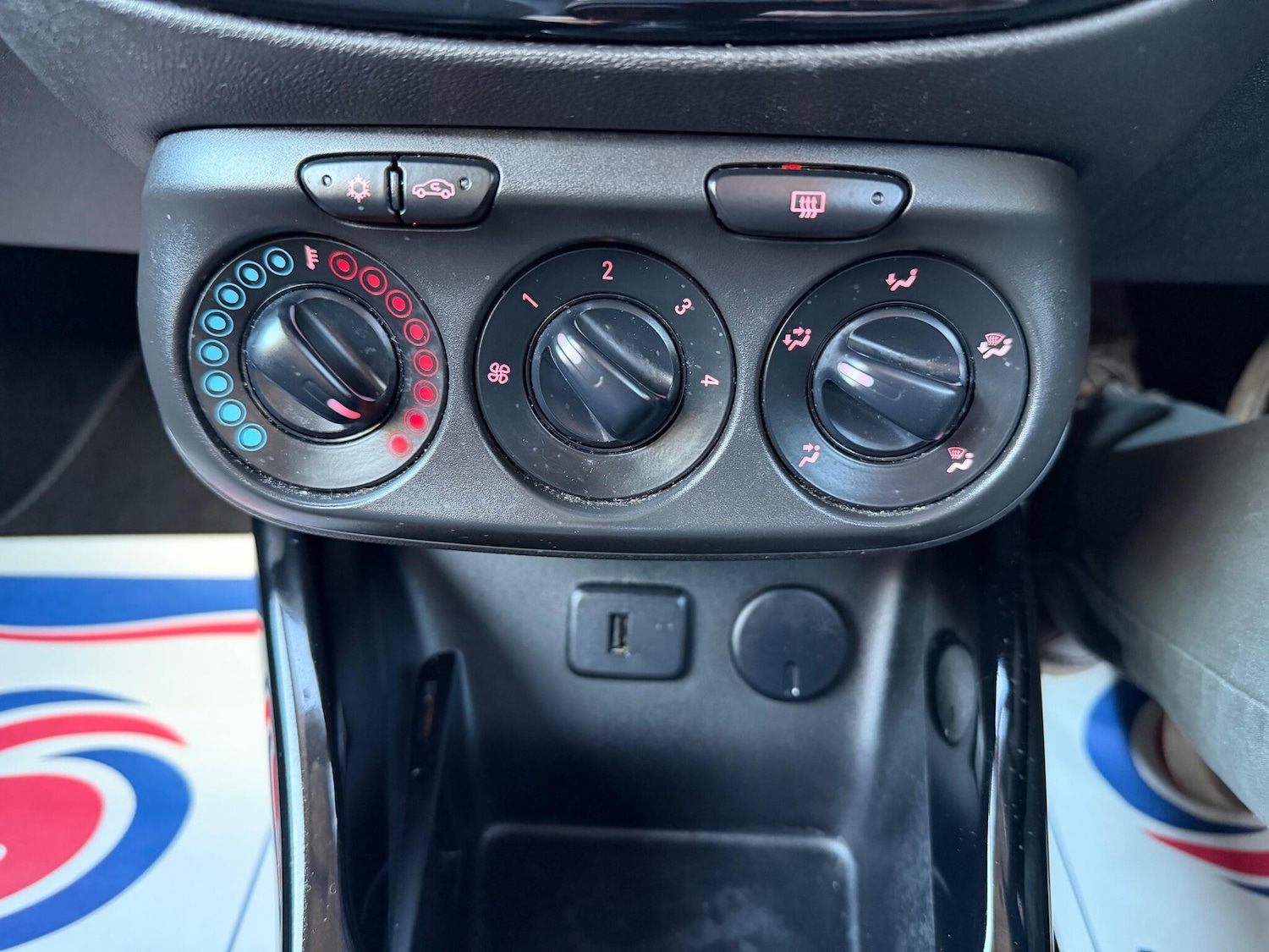 Used Vauxhall ADAM 2019 for sale - 76996310: Photo 16