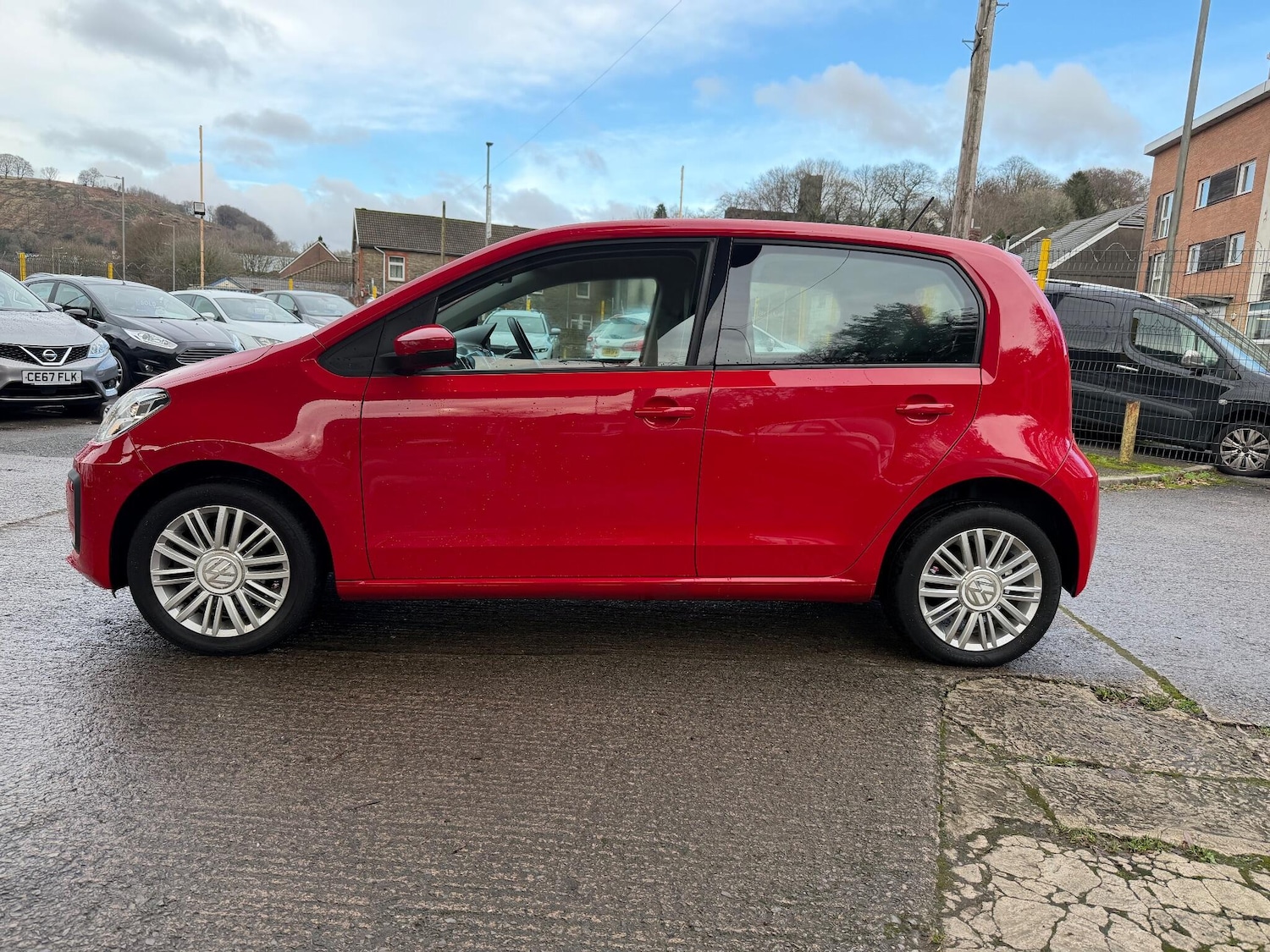 Used Volkswagen up! 2019 for sale - 76952463: Photo 5