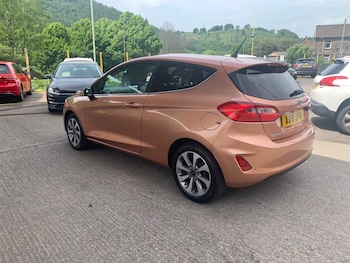 Used Ford Fiesta 2018 for sale - 78618202: Photo