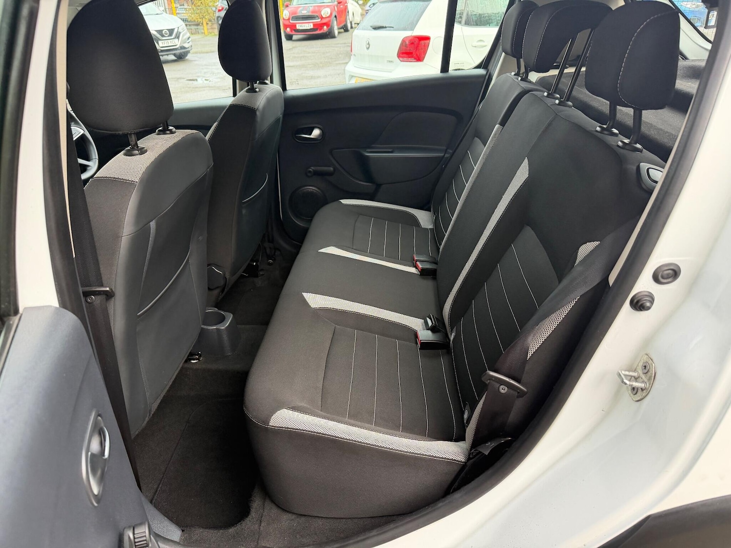 Used Dacia Sandero Stepway 2018 for sale - 76993888: Photo 13