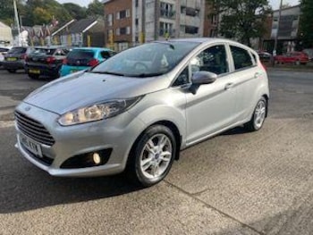 Used Ford Fiesta 2015 for sale - 76122927: Photo