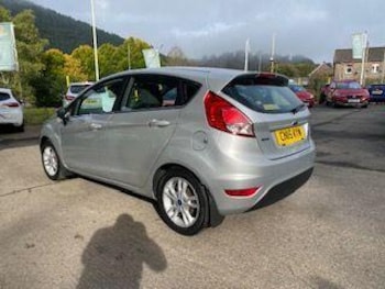 Used Ford Fiesta 2015 for sale - 76122927: Photo