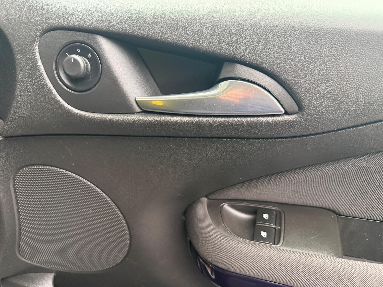 Used Vauxhall ADAM 2013 for sale - 76314831: Photo 19