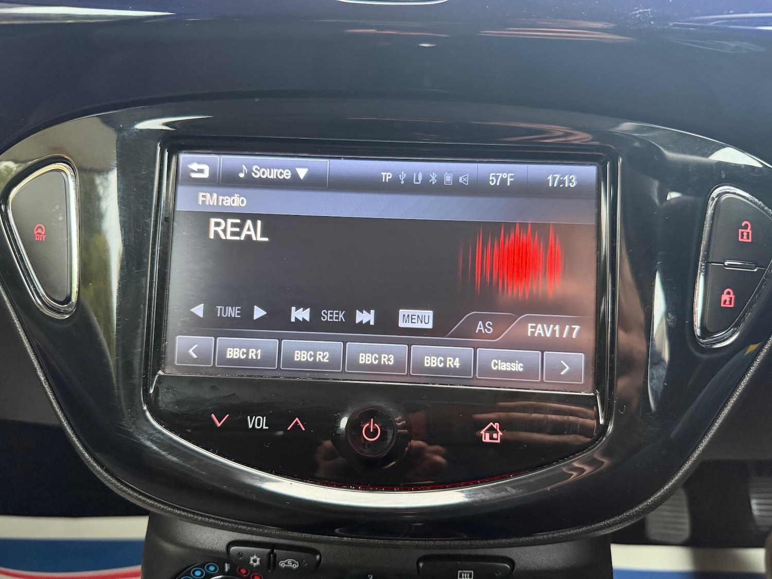 Used Vauxhall ADAM 2013 for sale - 76314831: Photo 20