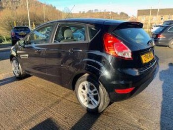 Used Ford Fiesta 2016 for sale - 76942505: Photo