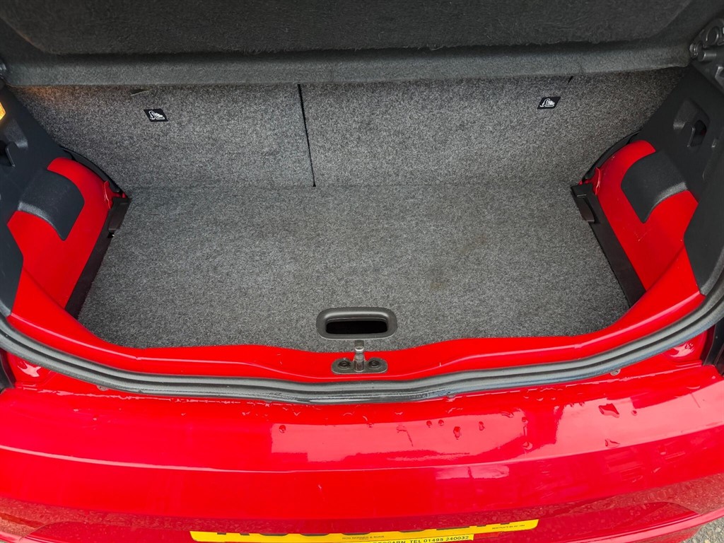 Used Volkswagen up! 2019 for sale - 77641034: Photo 13