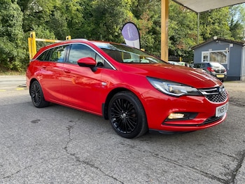 2016 (66) - 1.6 CDTi Elite Nav Sports Tourer Auto Euro 6 5dr