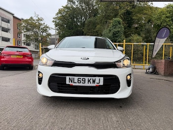 Used Kia Rio 2019 for sale - 76109777: Photo 2