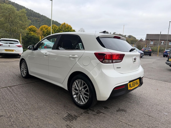 Used Kia Rio 2019 for sale - 76109777: Photo 8