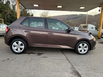 Used Skoda Fabia 2015 for sale - 76550350: Photo