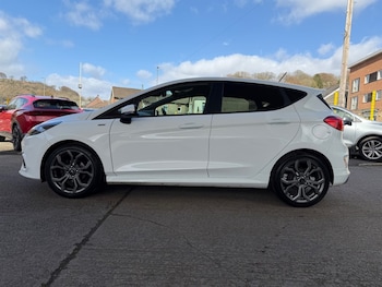 Used Ford Fiesta 2021 for sale - 77903613: Photo