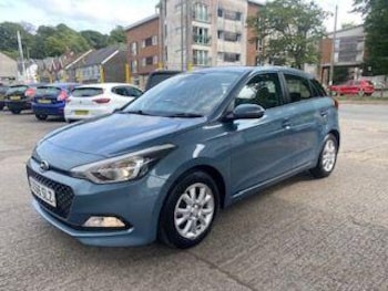 Used Hyundai i20 2016 for sale - 75563818: Photo