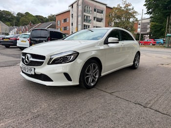 Used Mercedes-Benz 200 2018 for sale - 79652855: Photo
