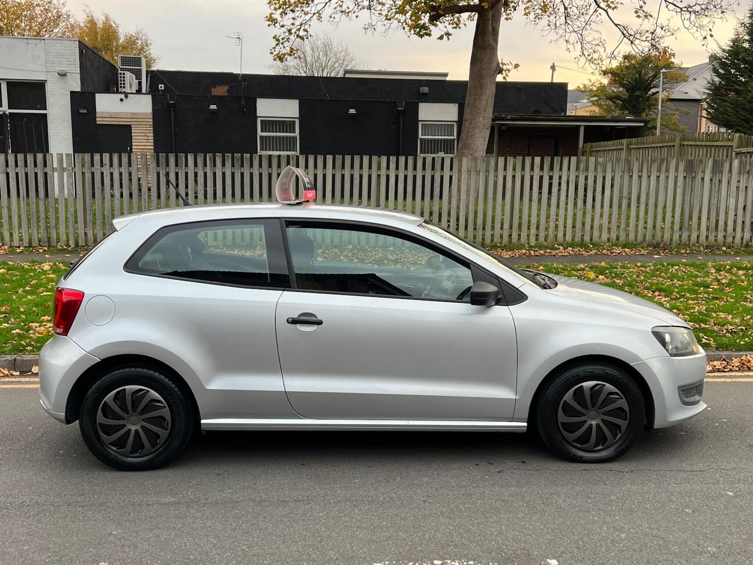 Used Volkswagen Polo 2011 for sale - 76440294: Photo 7