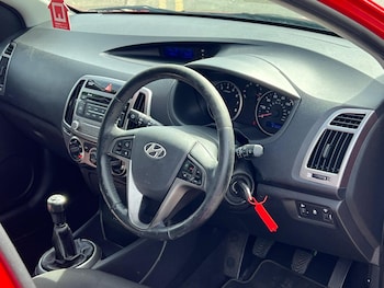 Used Hyundai i20 2012 for sale - 79132612: Photo