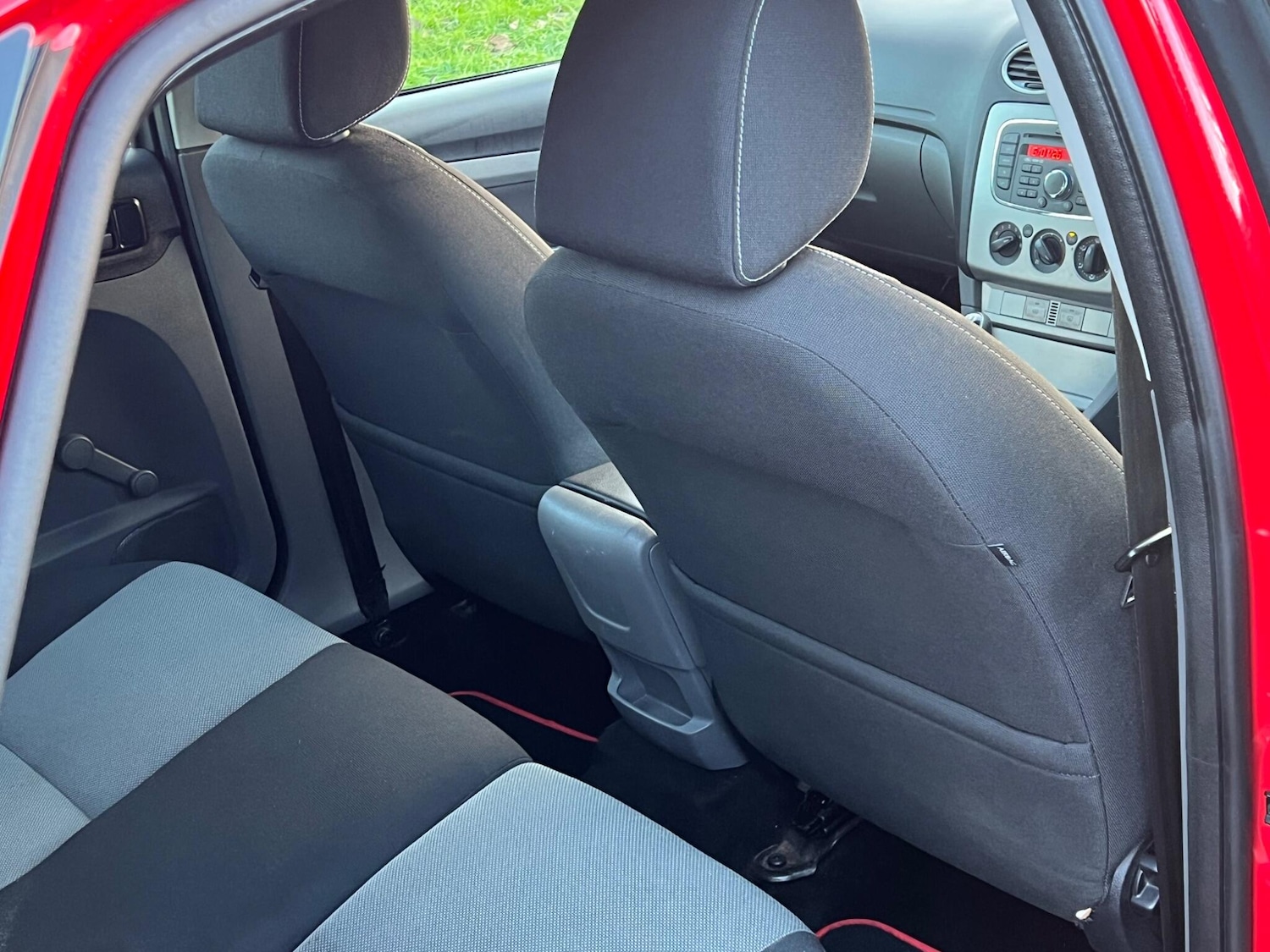 Used Ford Focus 2011 for sale - 77229271: Photo 10