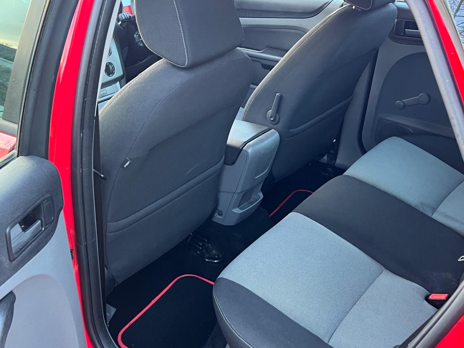 Used Ford Focus 2011 for sale - 77229271: Photo 11