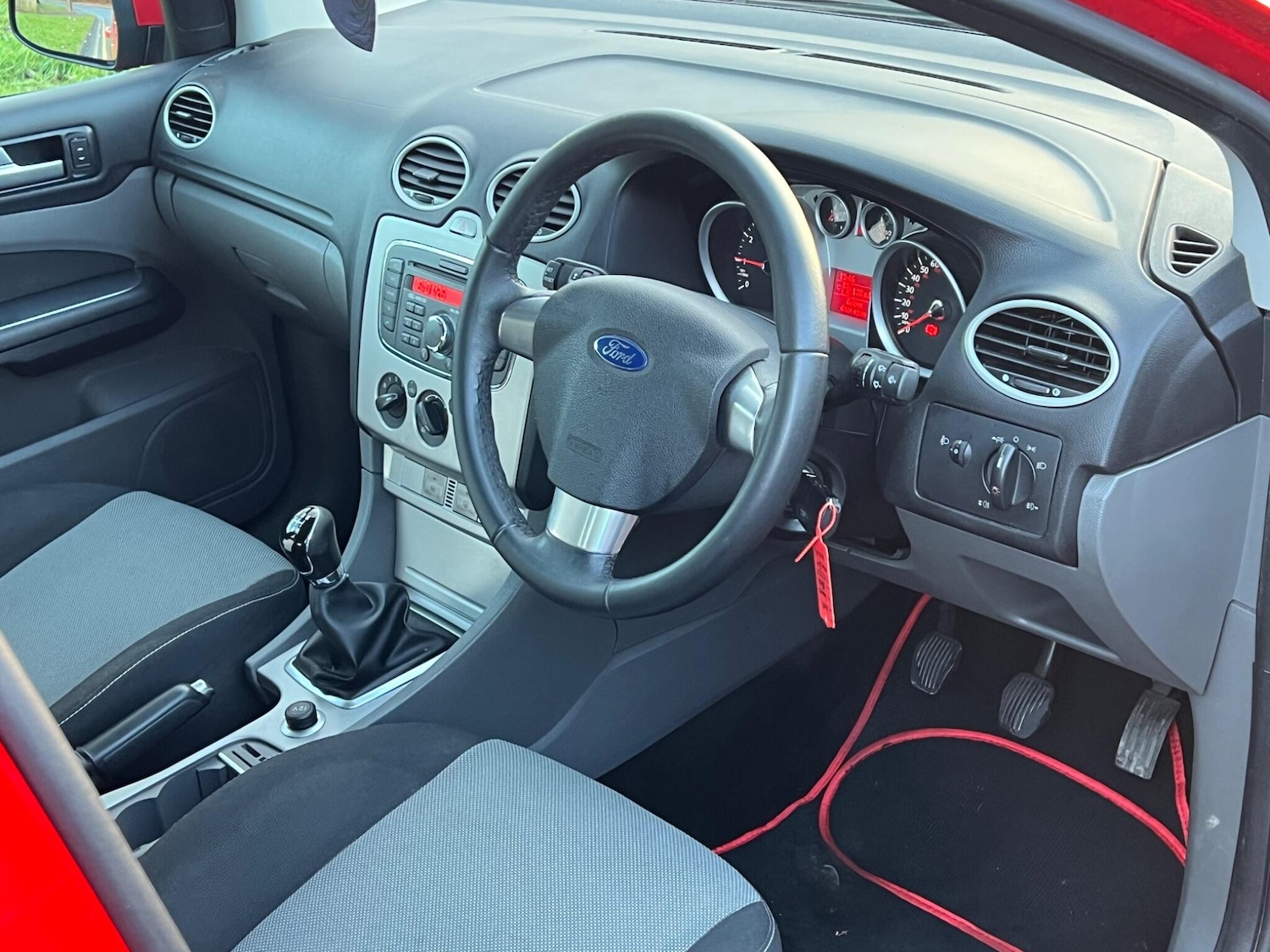 Used Ford Focus 2011 for sale - 77229271: Photo 8