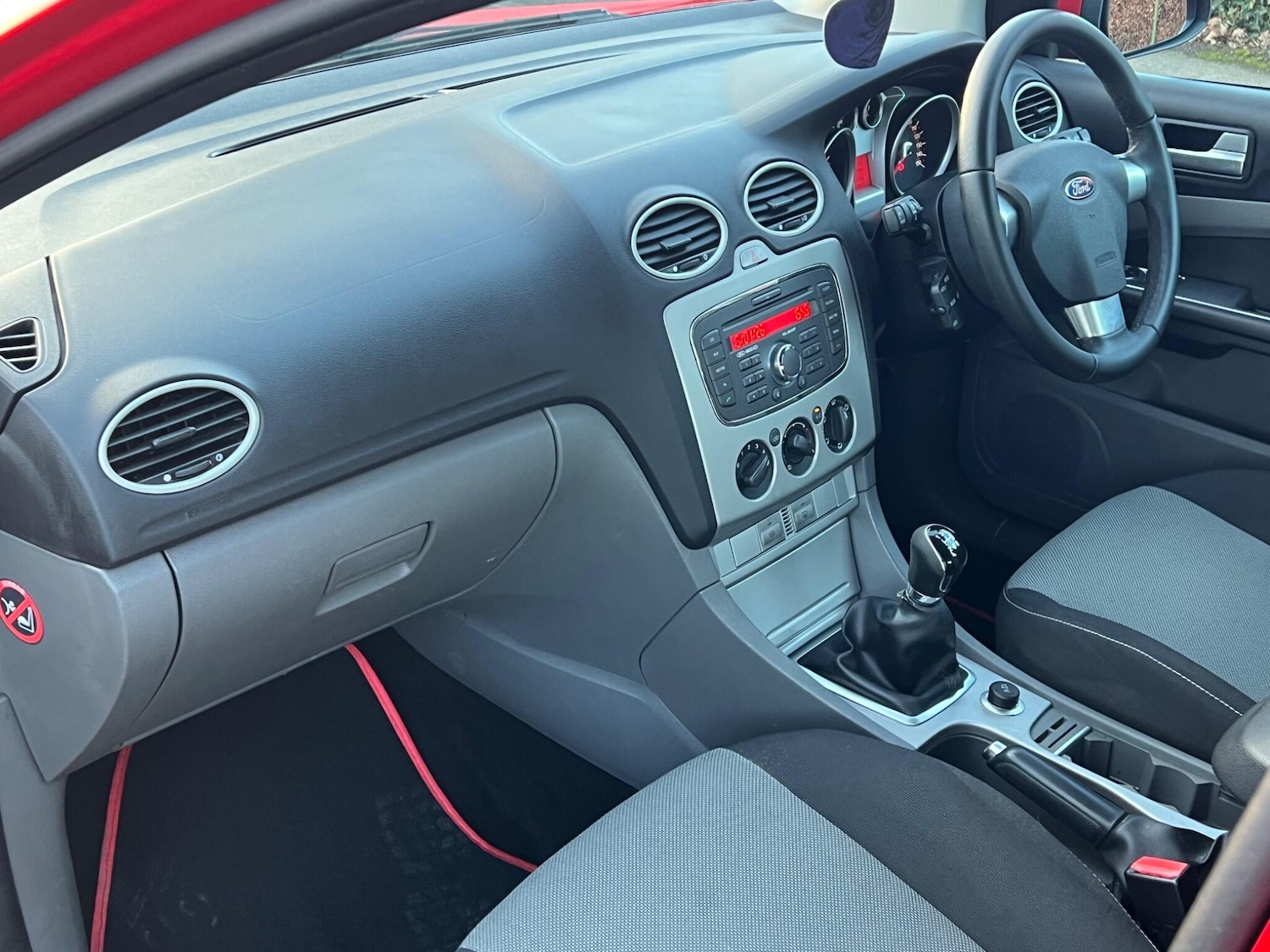 Used Ford Focus 2011 for sale - 77229271: Photo 9