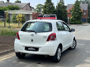 Used Toyota Yaris 2011 for sale - 79328689: Photo