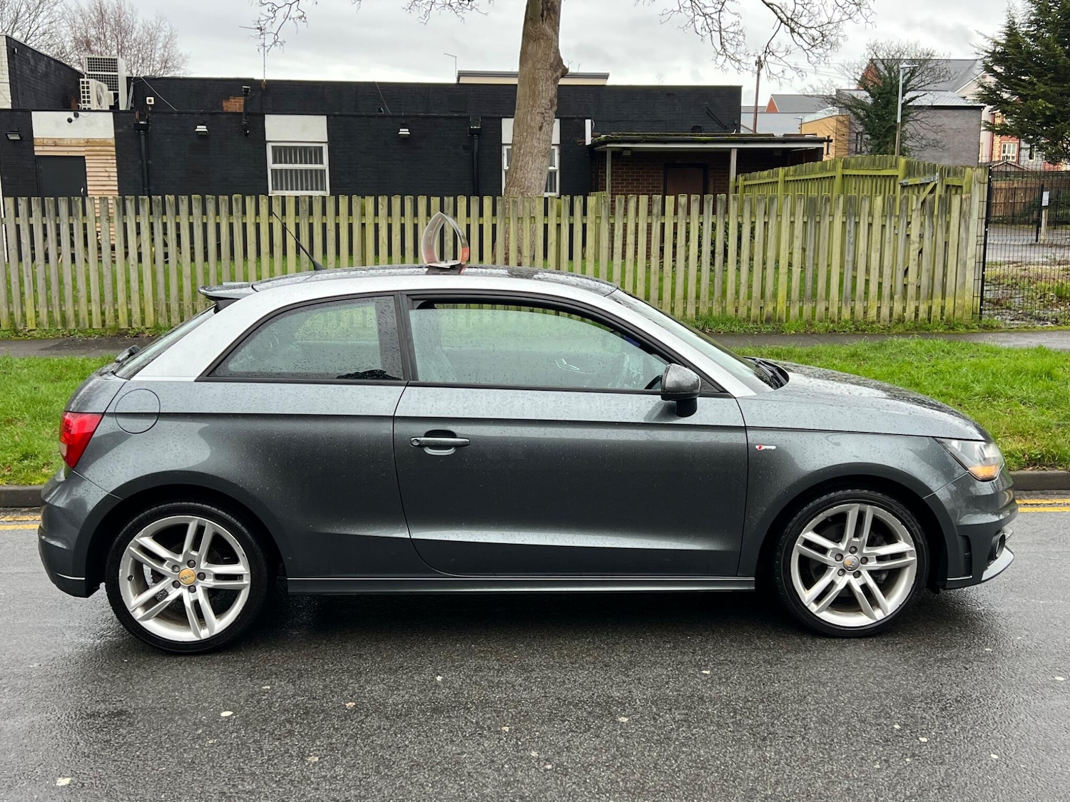 Used Audi A1 2011 for sale - 77633680: Photo 7