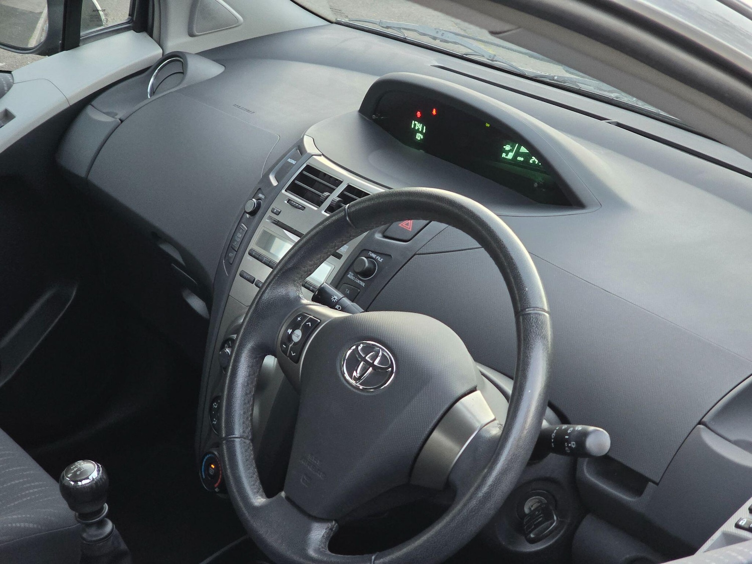 Used Toyota Yaris 2009 for sale - 76398038: Photo 7