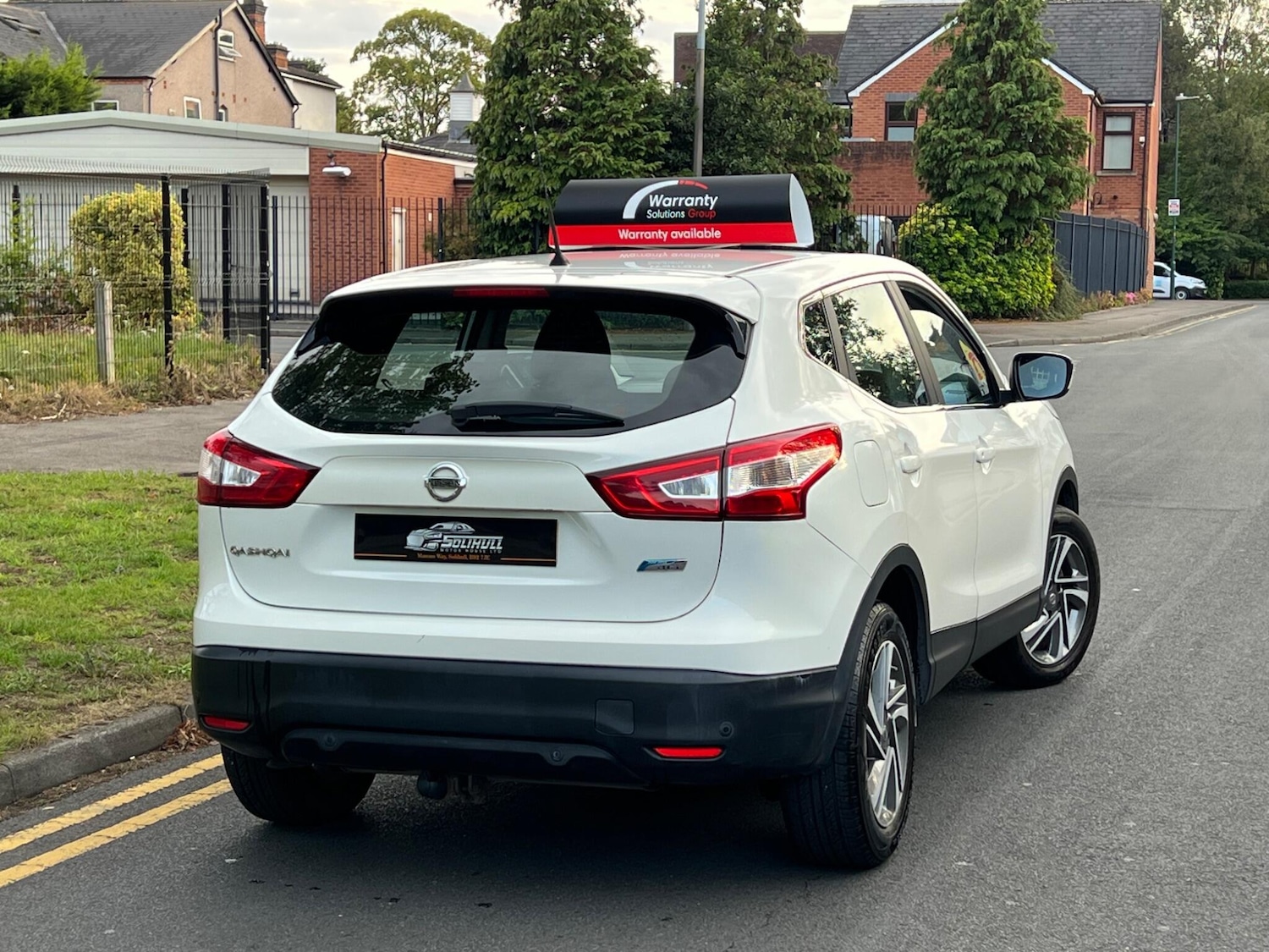 Used Nissan Qashqai 2014 for sale - 77376105: Photo 2