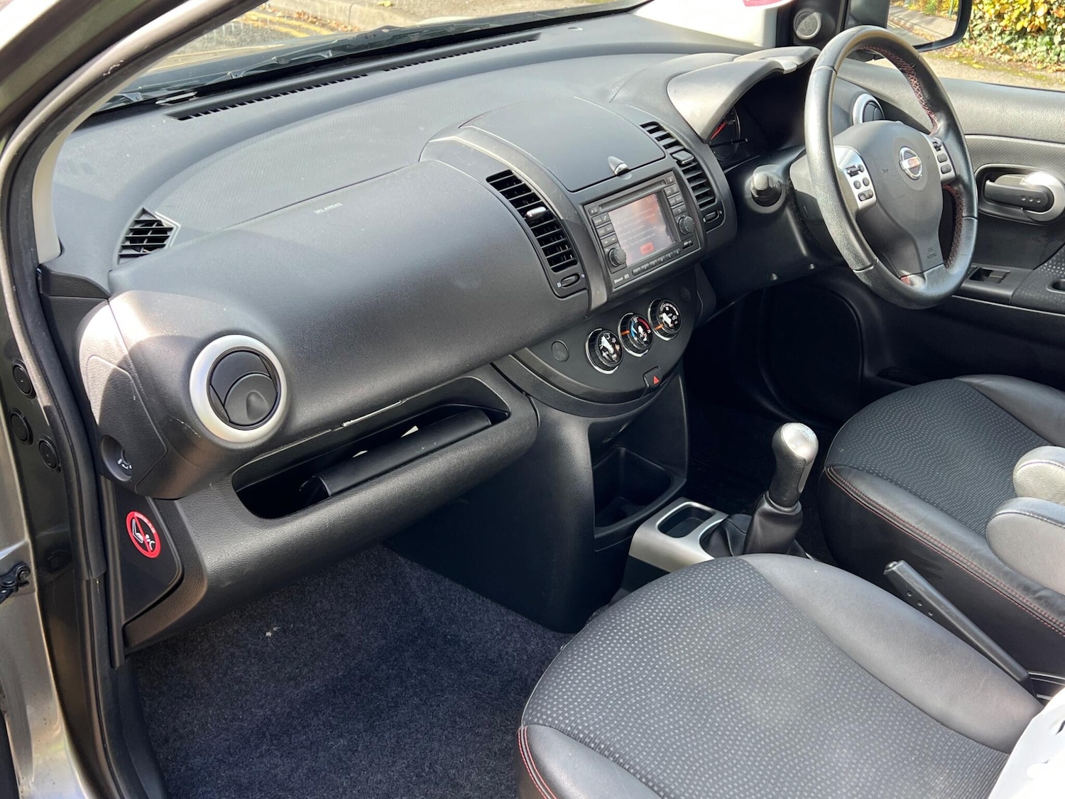 Used Nissan Note 2011 for sale - 76361082: Photo 9