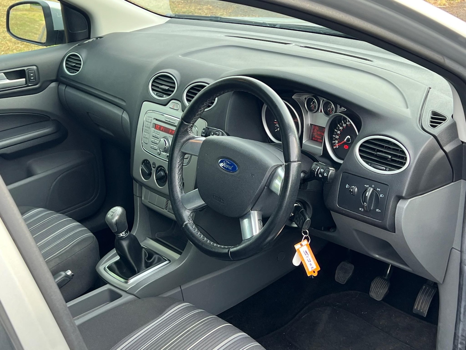 Used Ford Focus 2009 for sale - 76349752: Photo 8