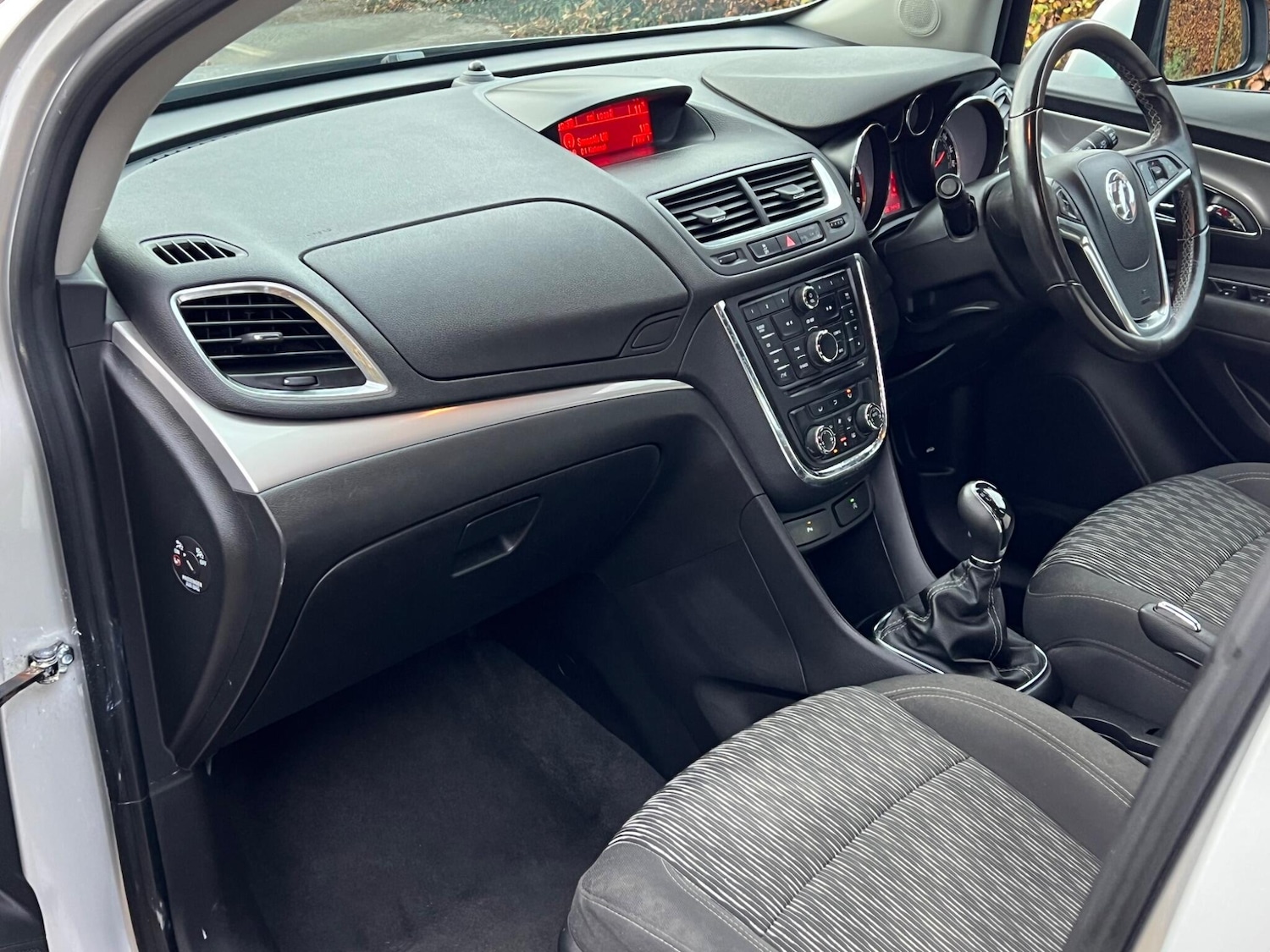 Used Vauxhall Mokka 2015 for sale - 76528112: Photo 9