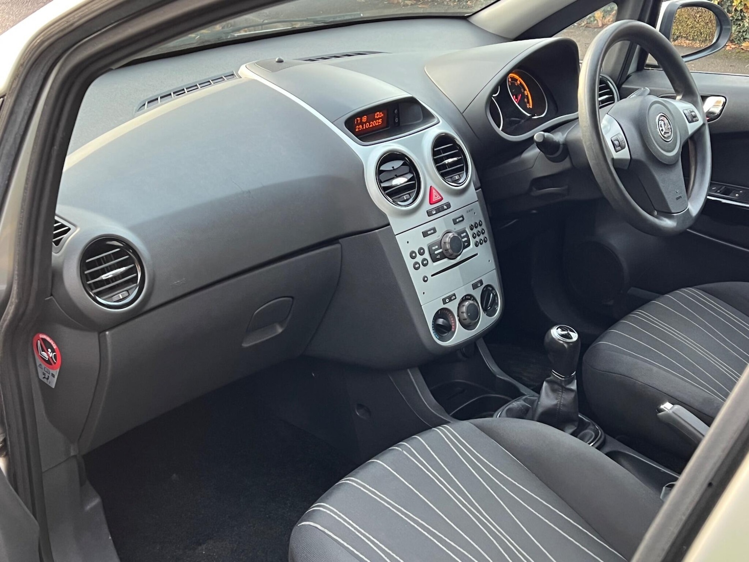 Used Vauxhall Corsa 2008 for sale - 77066606: Photo 9