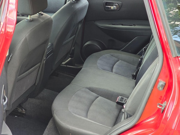 Used Nissan Qashqai 2010 for sale - 76306612: Photo 17