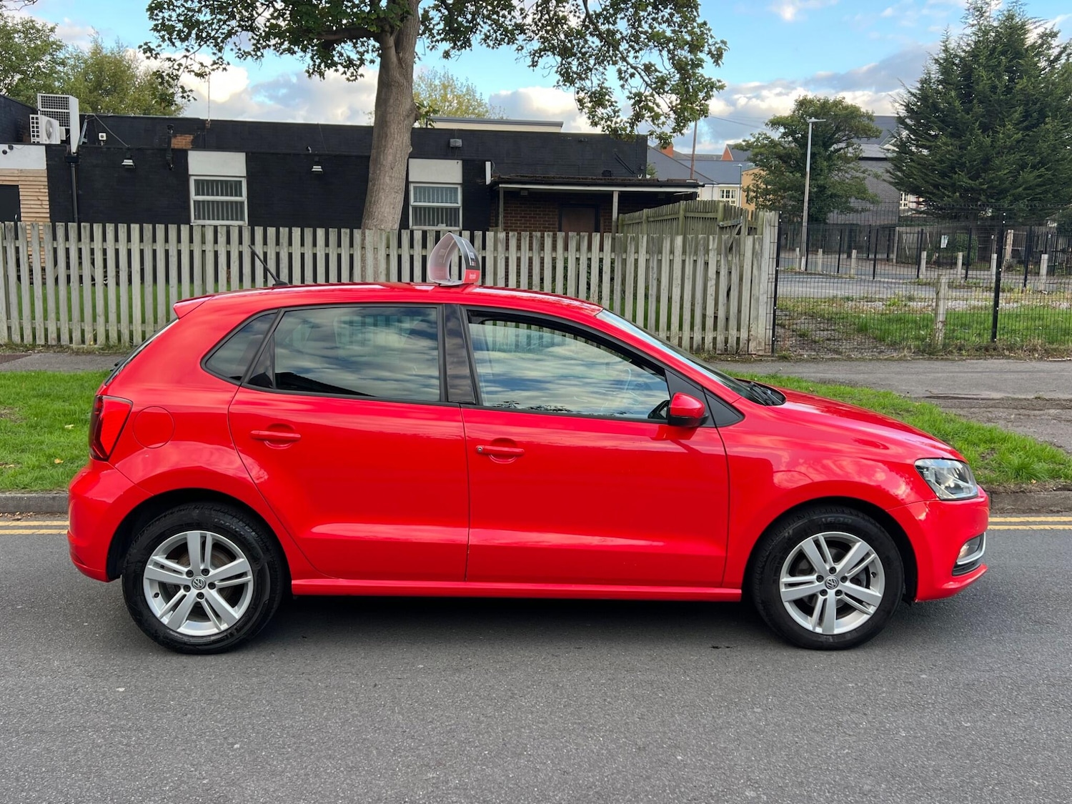 Used Volkswagen Polo 2017 for sale - 76607360: Photo 7