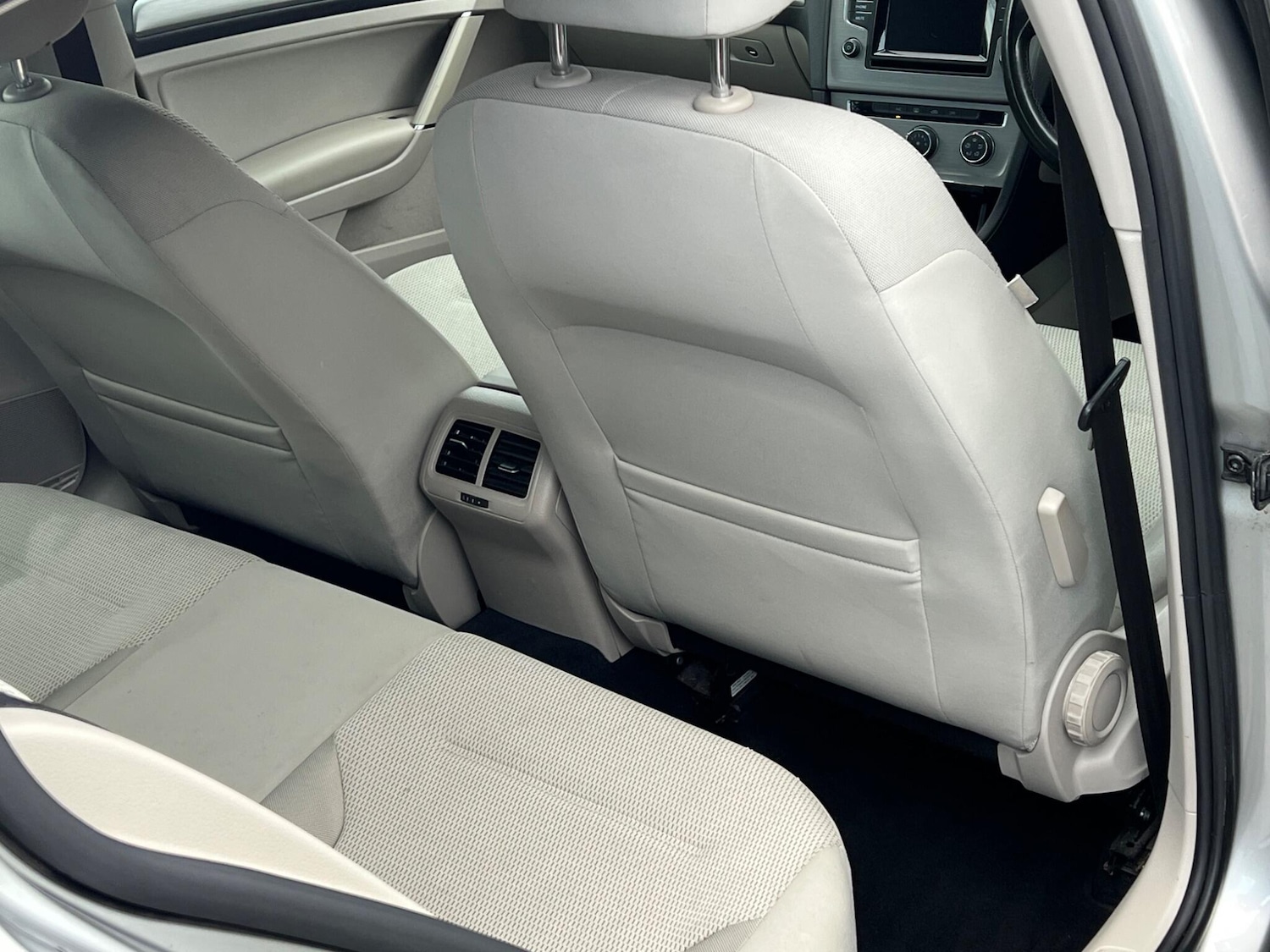 Used Volkswagen Golf 2014 for sale - 77320458: Photo 10