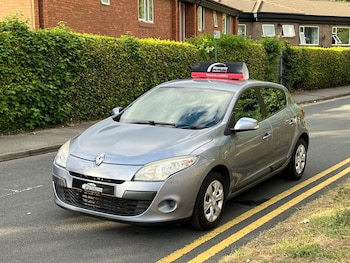 Used Renault Megane 2010 for sale - 75614245: Photo