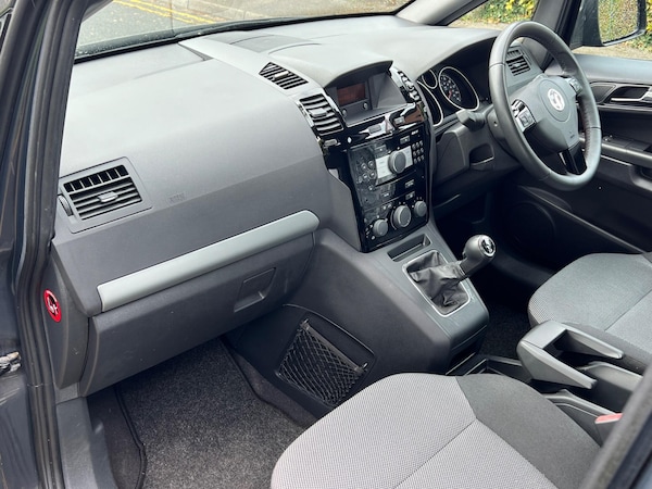 Used Vauxhall Zafira 2013 for sale - 76159167: Photo 9
