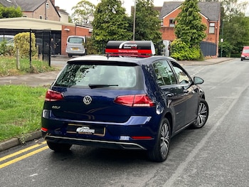 Used Volkswagen Golf 2018 for sale - 75635516: Photo