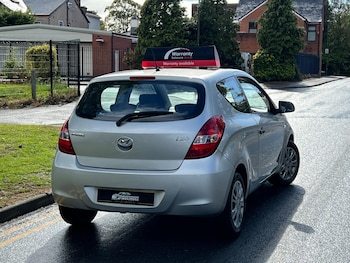 Used Hyundai i20 2009 for sale - 76632745: Photo