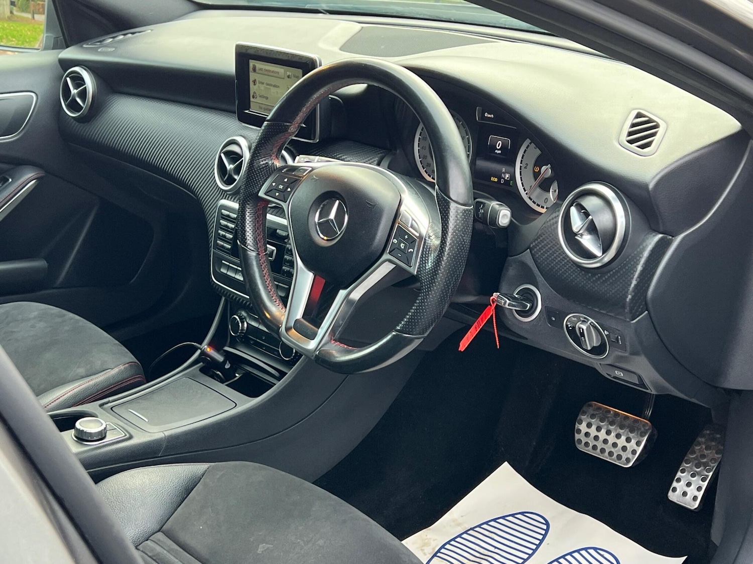 Used Mercedes-Benz A-Class 2014 for sale - 76607113: Photo 8