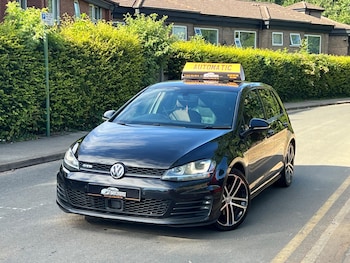 Used Volkswagen Golf 2017 for sale - 79132616: Photo