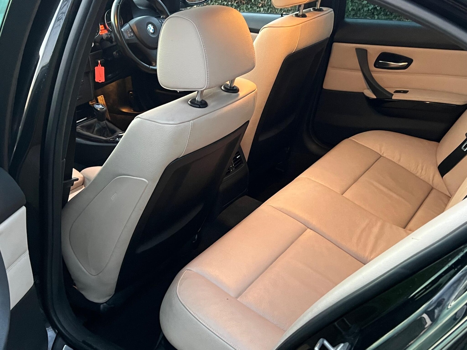 Used BMW 3 Series 2011 for sale - 76899595: Photo 11