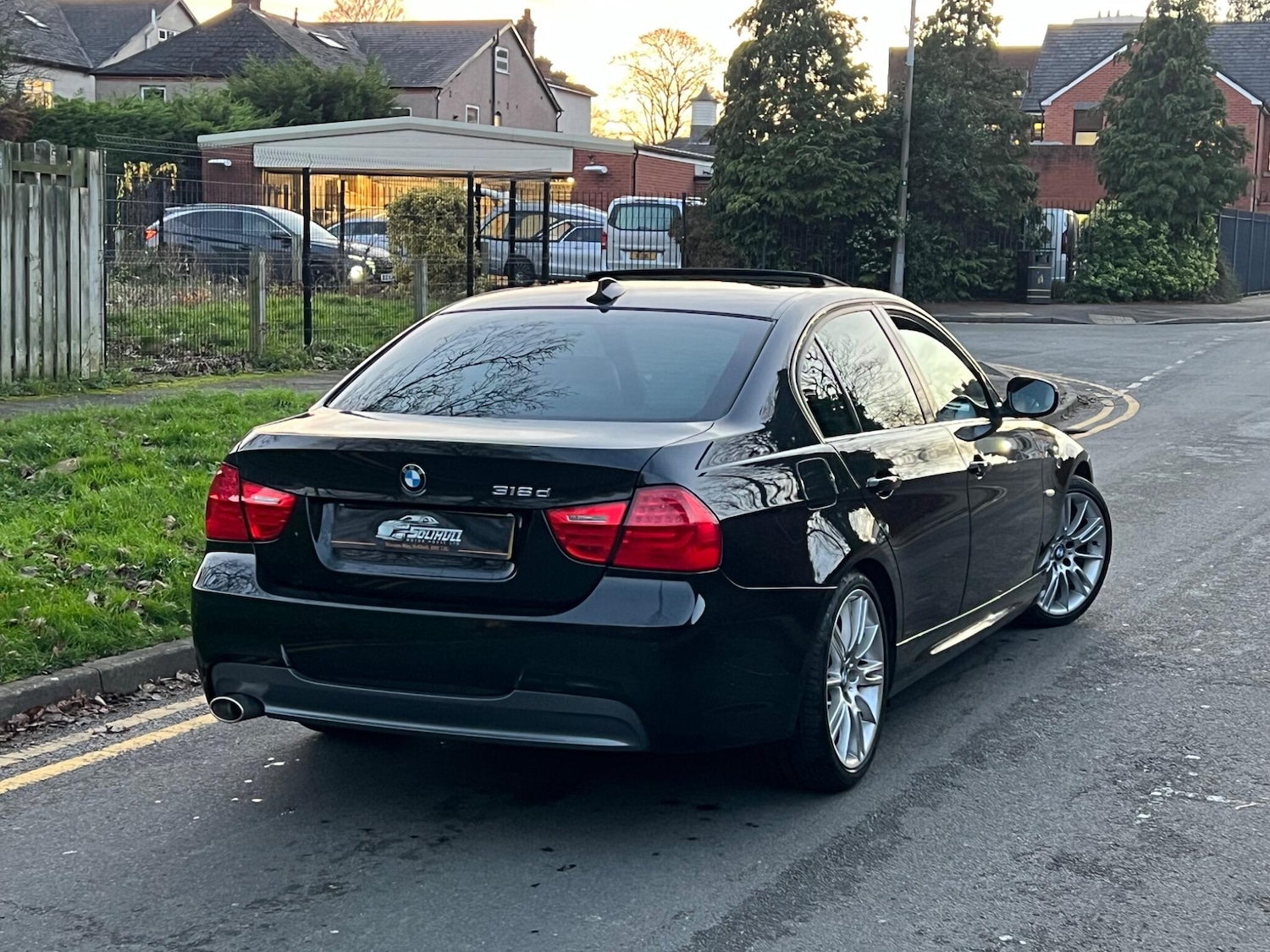 Used BMW 3 Series 2011 for sale - 76899595: Photo 2