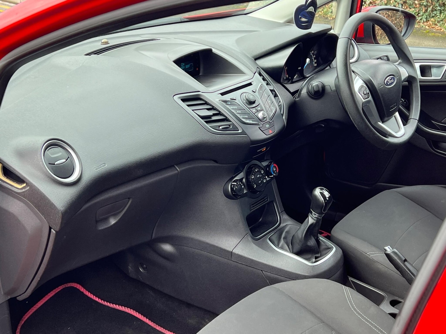 Used Ford Fiesta 2013 for sale - 78048036: Photo 9