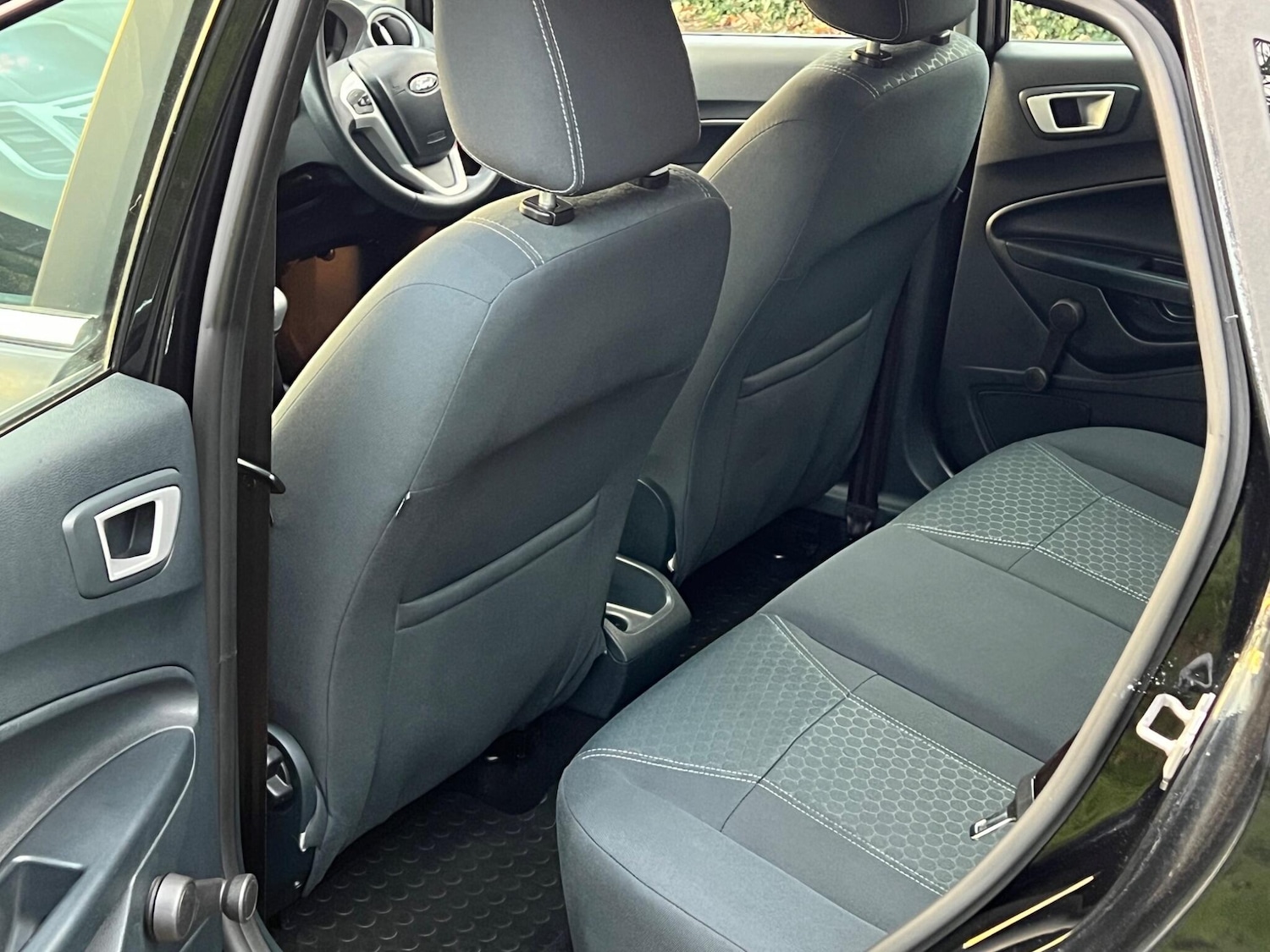 Used Ford Fiesta 2012 for sale - 76850395: Photo 11