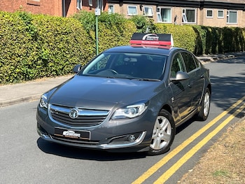 Vauxhall - Insignia