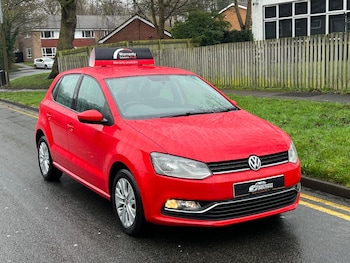 Used Volkswagen Polo 2015 for sale - 77538013: Photo