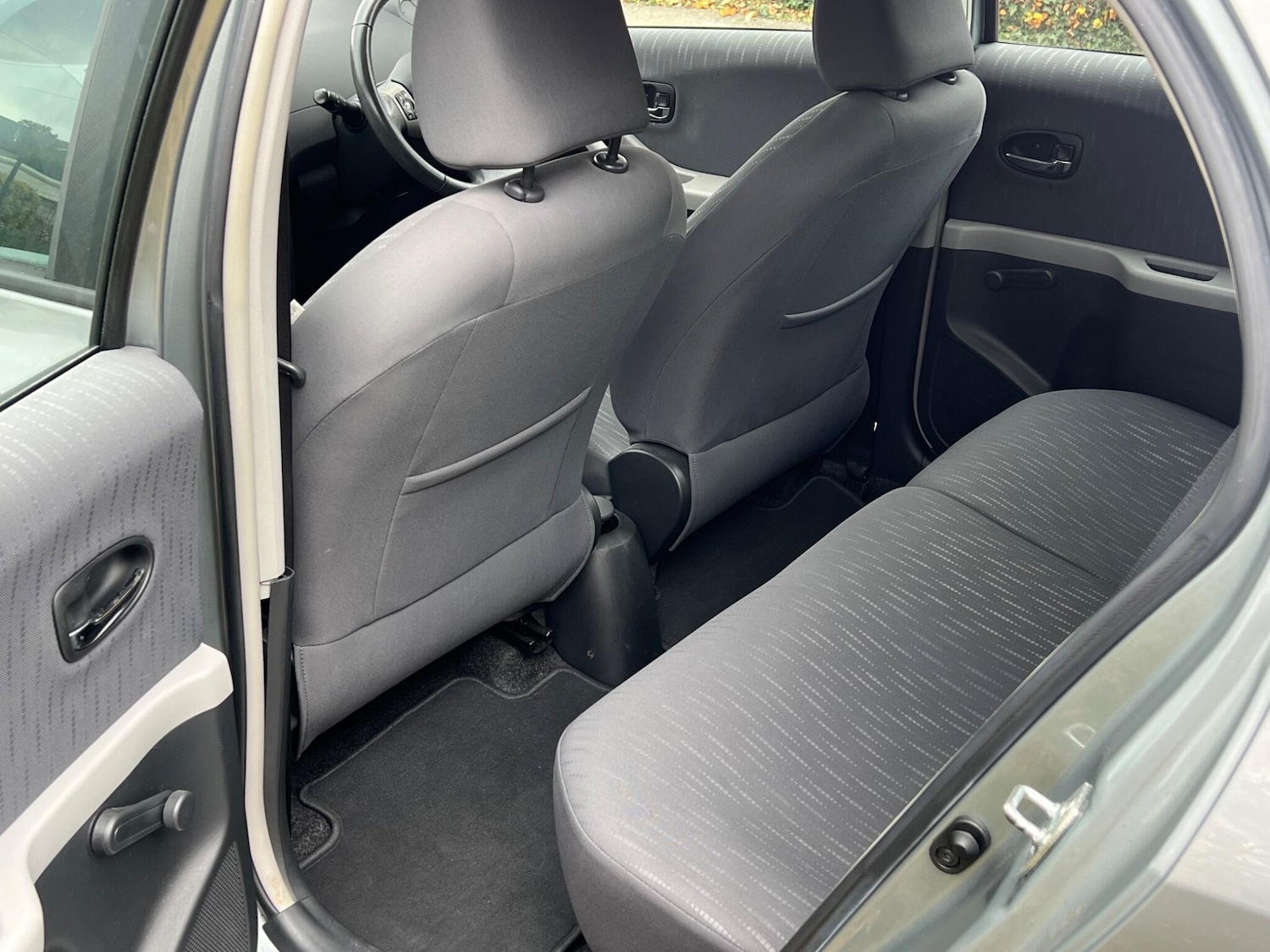 Used Toyota Yaris 2009 for sale - 76989954: Photo 10